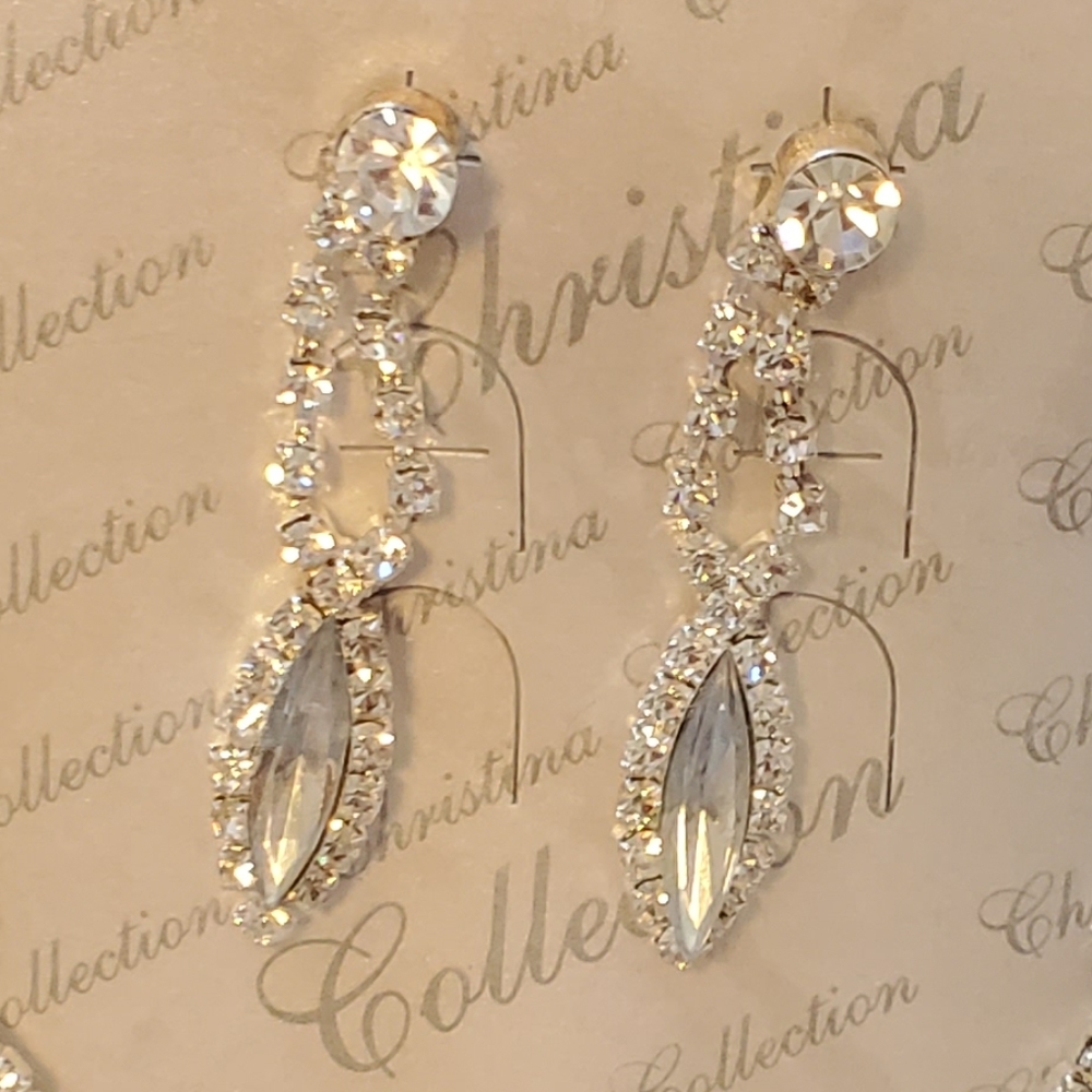 Christina Collection Jewelry Set - Picture 3 of 3
